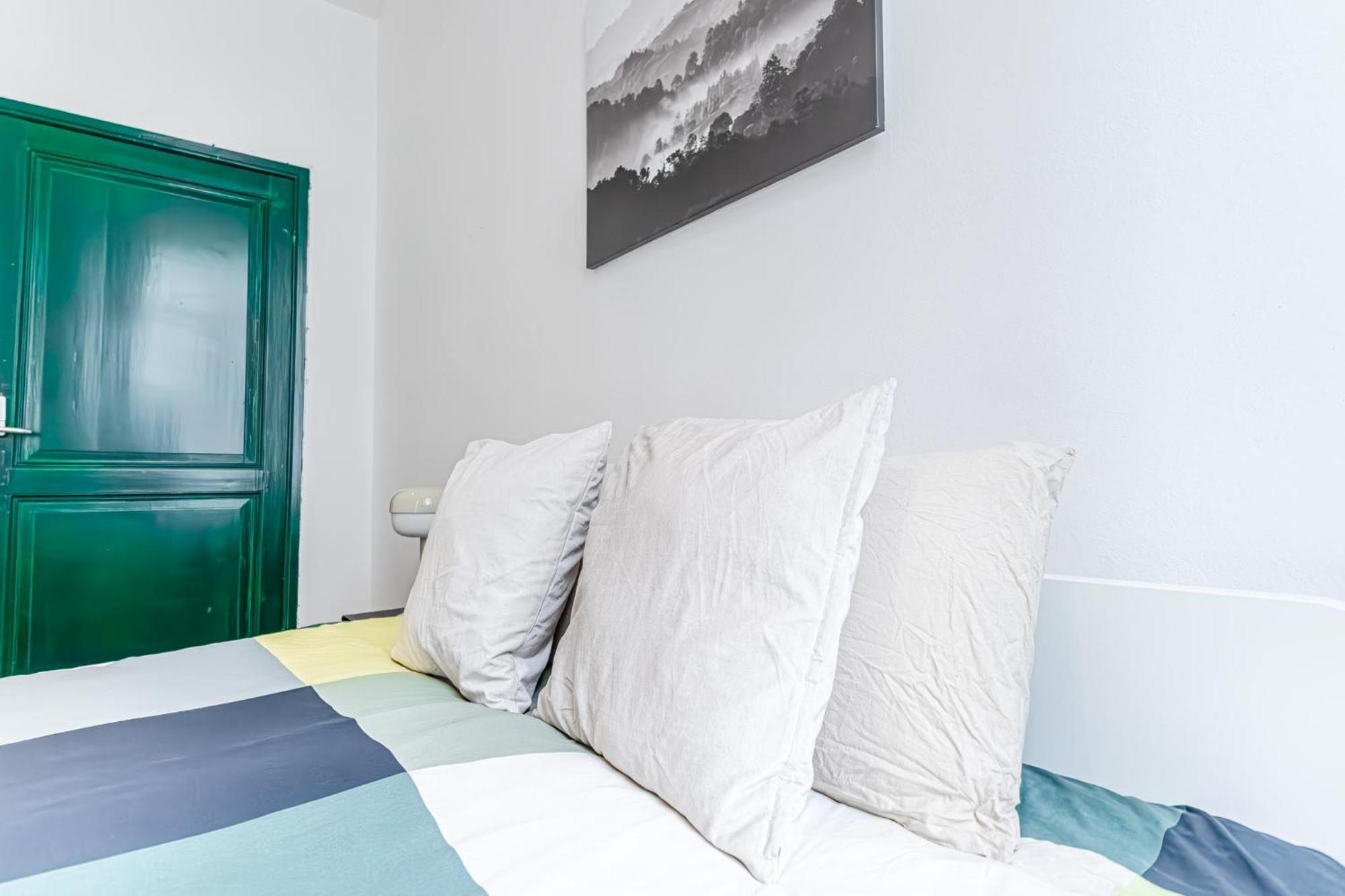 Spacious Shared 5Br Apt In The Heart Of Gent Екстериор снимка