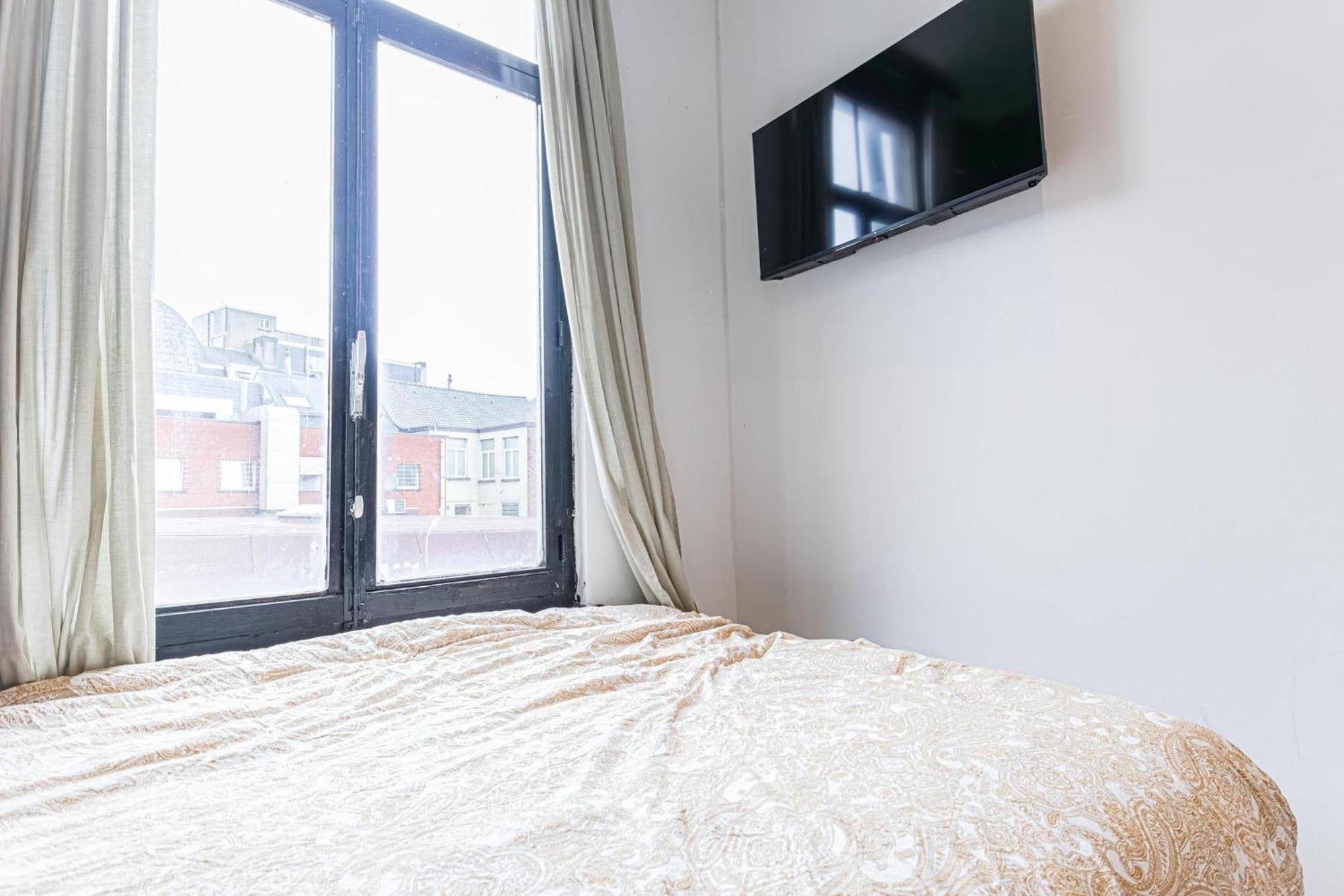 Spacious Shared 5Br Apt In The Heart Of Gent Екстериор снимка